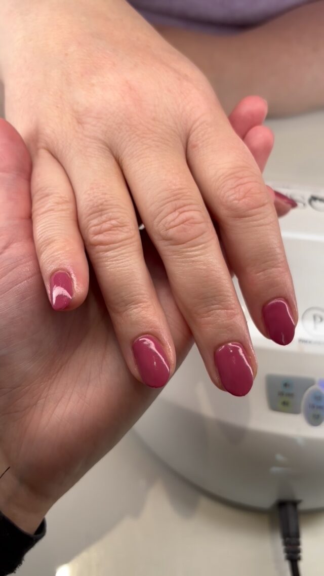 Kurkkaa videolta, miltä Annin työpäivä näyttää!💅🏼✨